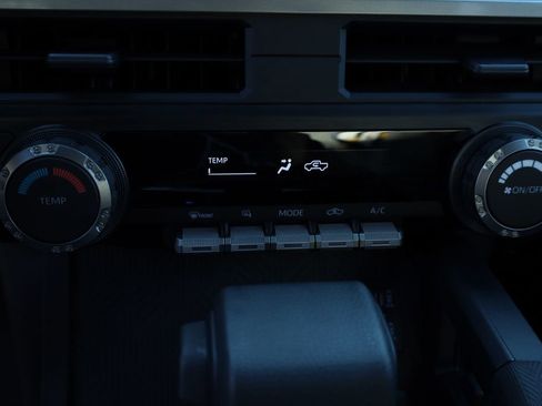 New 2025 Toyota Tacoma SR5 image 7