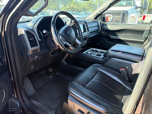 Used 2020 Ford Expedition XLT w/ Equipment Group 202A RWD image 6