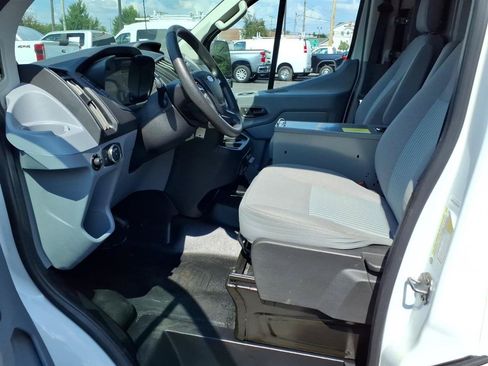 Used 2019 Ford Transit 350 148 Low Roof RWD image 18
