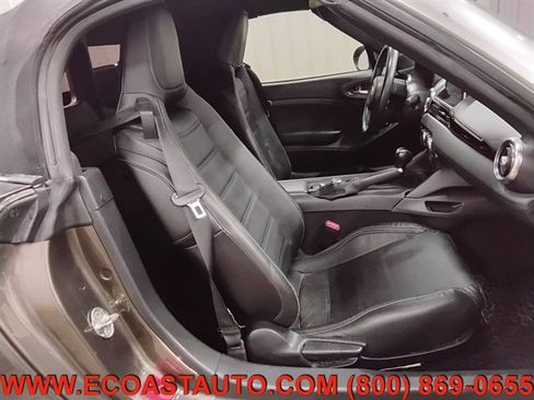 Used 2017 FIAT 124 Spider Lusso image 12