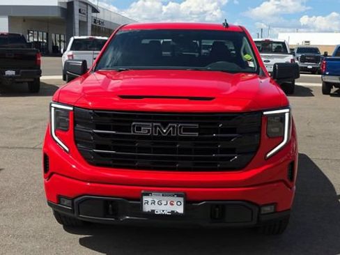 New 2026 GMC Sierra 1500 Elevation w/ Preferred Package AWD/4WD image 3