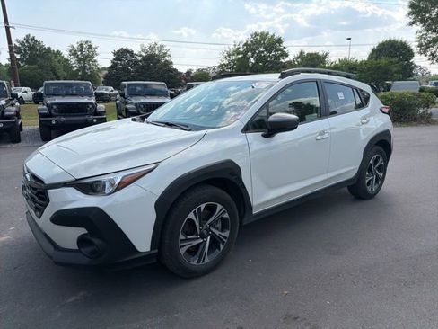 Used 2025 Subaru Crosstrek 2.0i Premium AWD/4WD image 7