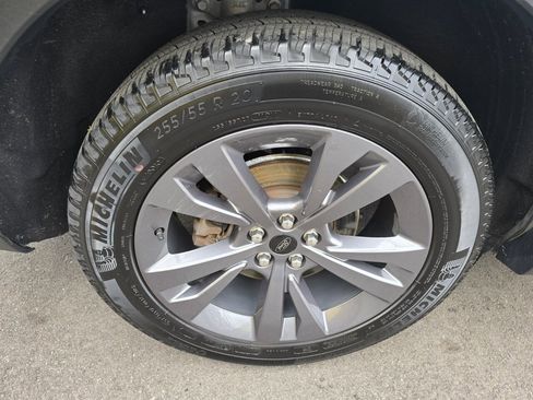 Used 2023 Ford Explorer XLT w/ Equipment Group 202A image 28