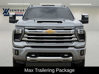 Used 2024 Chevrolet Silverado 2500 High Country w/ High Country Premium Package AWD/4WD video 3
