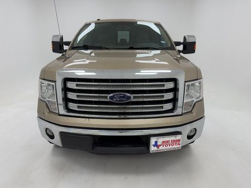 Used 2014 Ford F150 Lariat w/ Lariat Chrome Package image 3