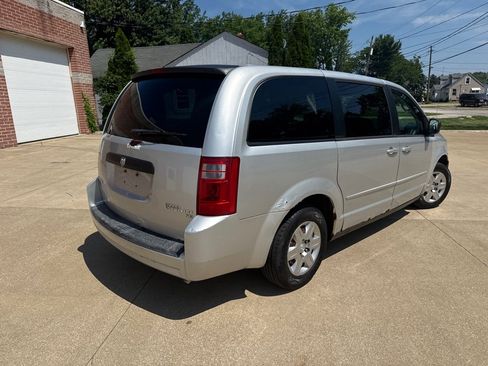 Used 2009 Dodge Grand Caravan SE FWD image 6