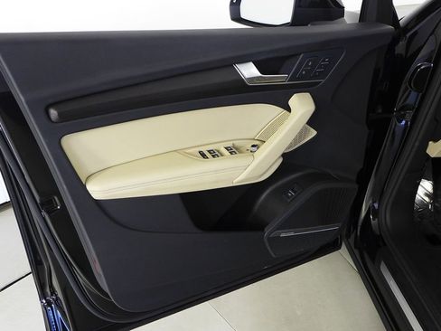 Used 2022 Audi Q5 2.0T Premium Plus w/ Premium Plus Package image 11