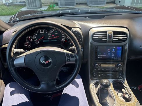 Used 2007 Chevrolet Corvette Convertible w/ Preferred Equipment Group image 9
