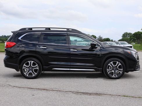 Used 2024 Subaru Ascent Touring AWD/4WD image 7