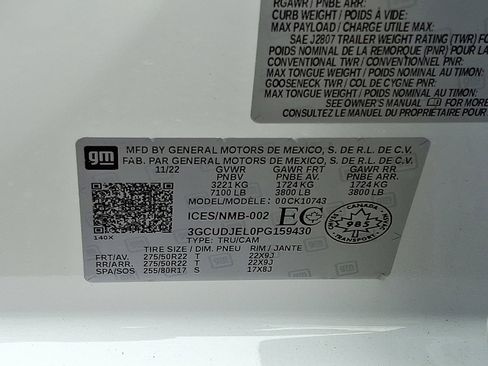 Used 2023 Chevrolet Silverado 1500 High Country image 29