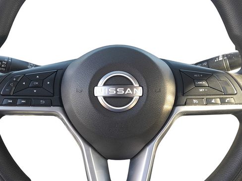 Used 2025 Nissan Altima 2.5 SV FWD image 20