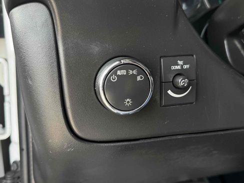 Used 2019 Chevrolet Express 3500 Extended w/ Driver Convenience Package image 12