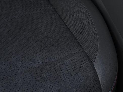 New 2025 Chevrolet Blazer EV RS image 21