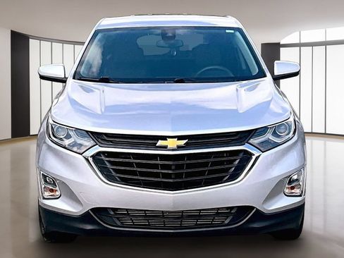 Used 2020 Chevrolet Equinox LT FWD image 3