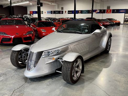 Used 2001 Plymouth Prowler image 2