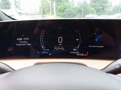 Used 2024 Cadillac XT4 Premium Luxury w/ Cold Weather Package image 20