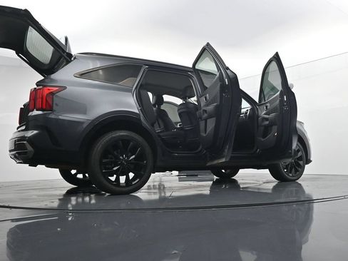 Used 2021 Kia Sorento SX AWD/4WD image 29