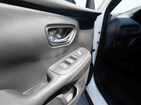 New 2026 Honda HR-V Sport image 7