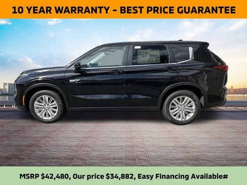 New 2025 Mitsubishi Outlander ES image 3