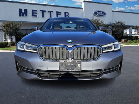 Used 2022 BMW 530i xDrive w/ Convenience Package image 2