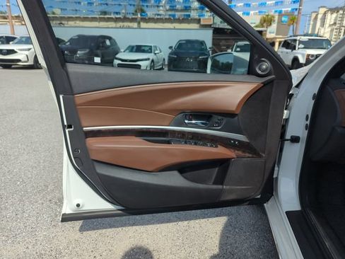 Used 2018 Acura RLX w/ Technology Package FWD image 17