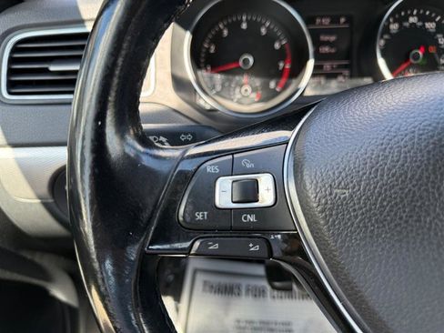 Used 2018 Volkswagen Jetta SE image 26
