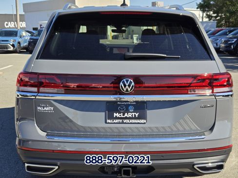 New 2026 Volkswagen Atlas SEL image 12