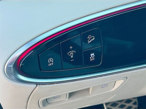 Used 2025 Genesis GV70 3.5T Sport w/ Sport Advanced Package image 10