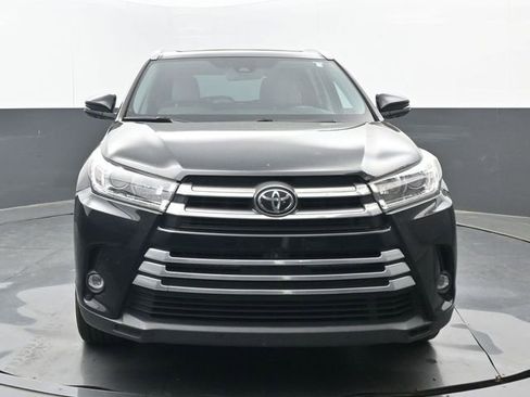 Used 2019 Toyota Highlander Limited Platinum image 5