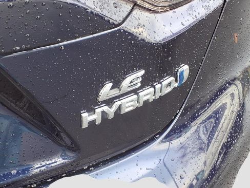 Used 2024 Toyota Corolla LE image 11