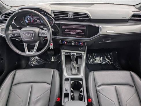 Used 2025 Audi Q3 2.0T Premium AWD/4WD image 16