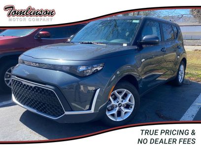 Used 2025 Kia Soul LX w/ LX Technology Package