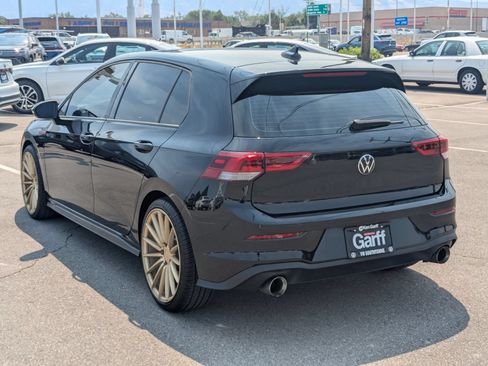 Used 2022 Volkswagen GTI SE FWD image 5
