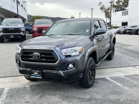 Used 2022 Toyota Tacoma SR5 image 1