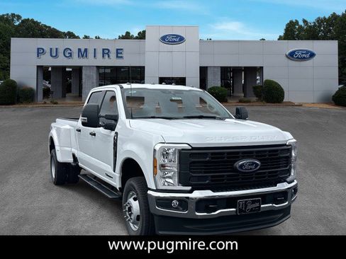 New 2026 Ford F350 XL w/ XL Chrome Package image 1