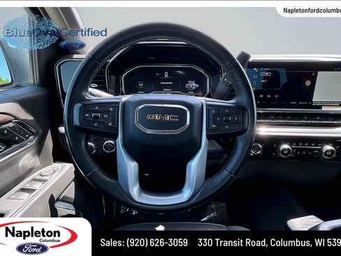 Used 2024 GMC Sierra 1500 SLT AWD/4WD image 7