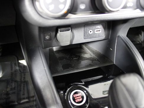 Used 2024 Nissan Versa SV w/ Trunk Package image 17