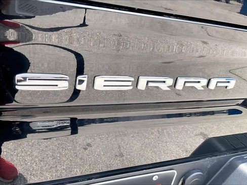 Used 2022 GMC Sierra 1500 SLT w/ SLT Convenience Package RWD image 10