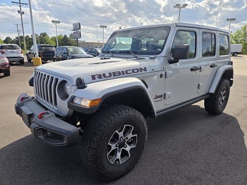 Used 2022 Jeep Wrangler Unlimited Rubicon w/ Cold Weather Group AWD/4WD image 7