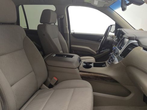 Used 2019 GMC Yukon SLE w/ SLE Value Package image 21