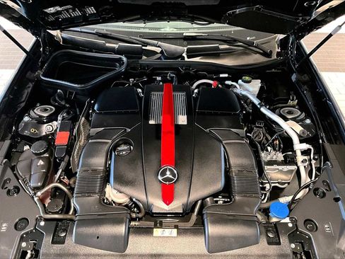 Used 2017 Mercedes-Benz SLC 43 AMG image 24