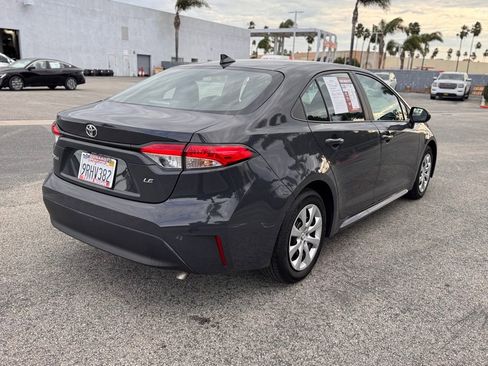 Used 2025 Toyota Corolla LE image 8