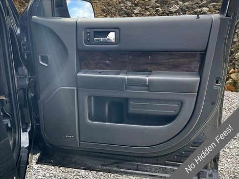 Used 2019 Ford Flex Limited AWD/4WD image 17