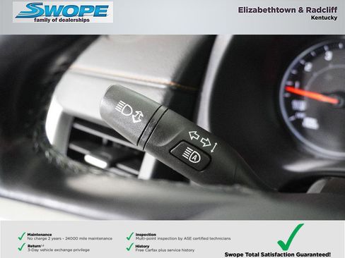 Used 2021 GMC Terrain SLT image 15