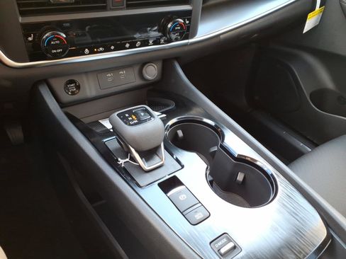 New 2026 Nissan Rogue SV image 11