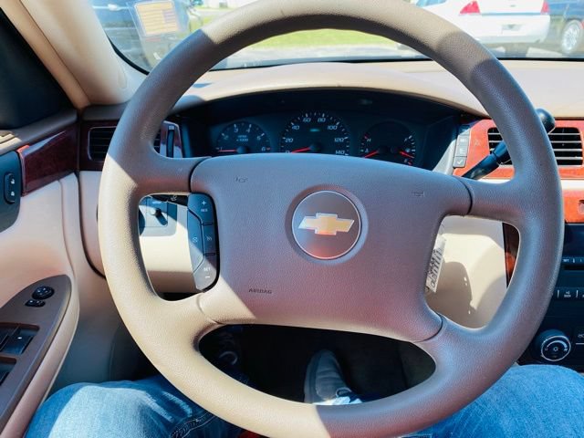 Used 2006 Chevrolet Impala LS FWD image 25
