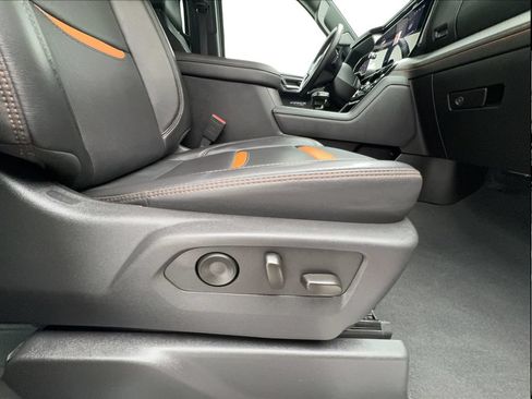 Used 2025 GMC Sierra 1500 AT4 AWD/4WD image 34