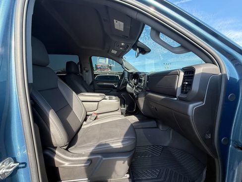 Used 2025 Chevrolet Silverado 2500 LT w/ Trail Boss Package AWD/4WD image 26