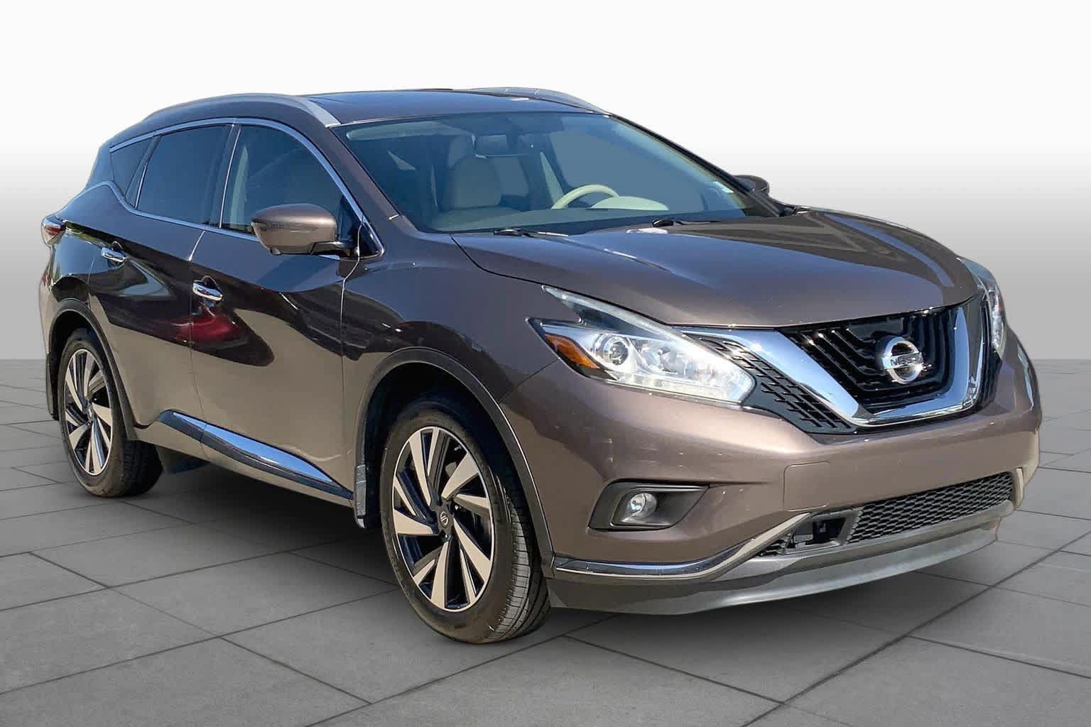 Used 2016 Nissan Murano Platinum w/ Platinum Technology Package AWD/4WD image 2