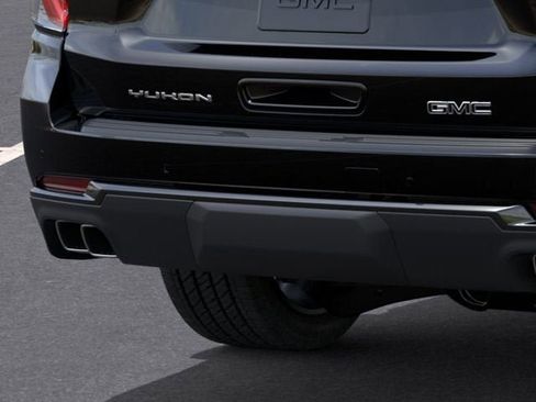 New 2026 GMC Yukon XL Denali Ultimate AWD/4WD image 14